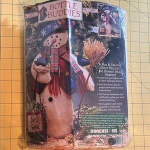 Dimensions Bottle Buddies Craft Kit